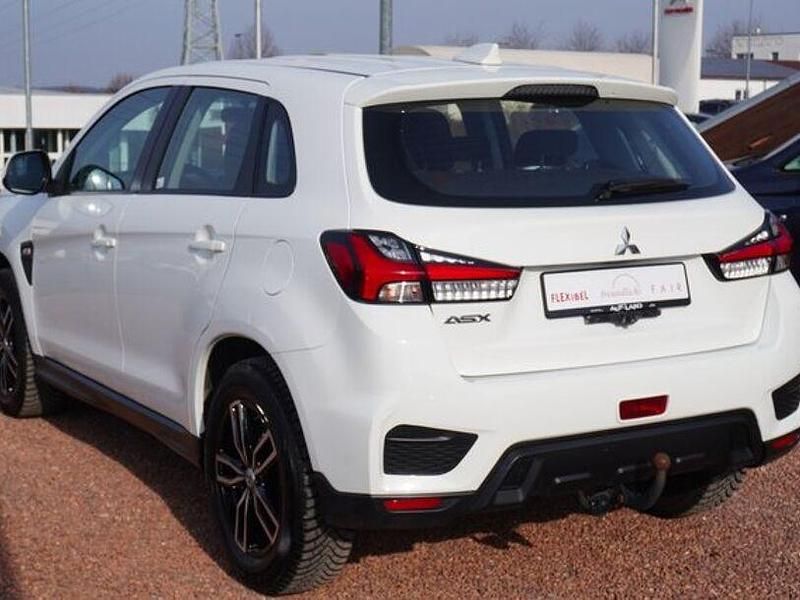 Gebraucht Mitsubishi ASX Basis 150 PS (110 kW) 2020 Weiss SUV