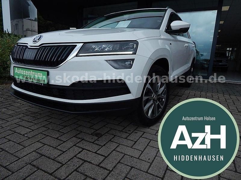 Weiß Gebraucht 2022 Skoda Karoq Clever SUV | 24.590 € (Fairer Preis) - Bild 1/4