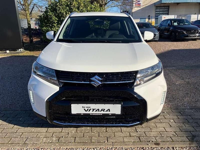 Neu Suzuki Vitara Comfort+ 129 PS (94 kW) 2025 Weiß SUV