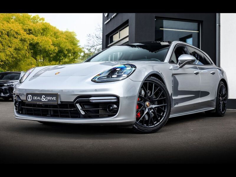 Grau Gebraucht 2020 Porsche Panamera GTS Sport Turismo Limousine | 71.999 € - Bild 1/4