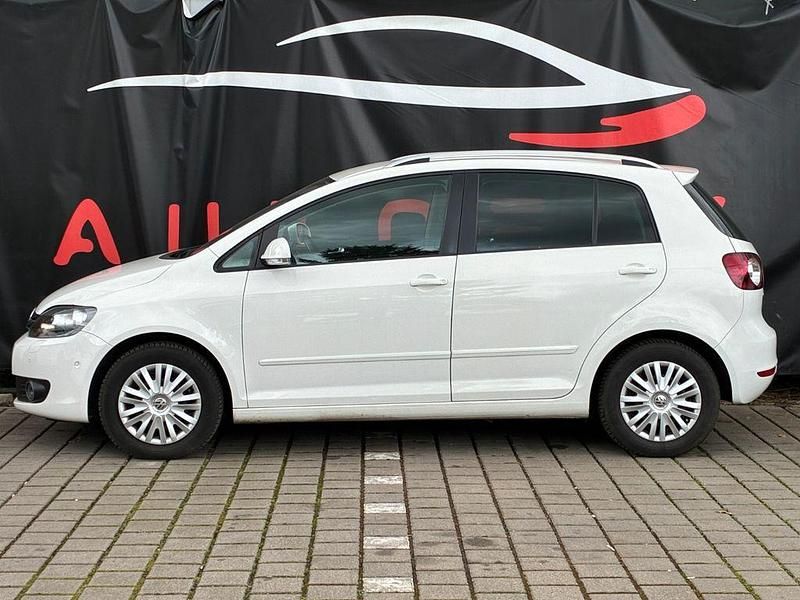 Gebraucht VW Golf Plus Cross Team 105 PS (77 kW) 2010 Weiß Van / Kleinbus