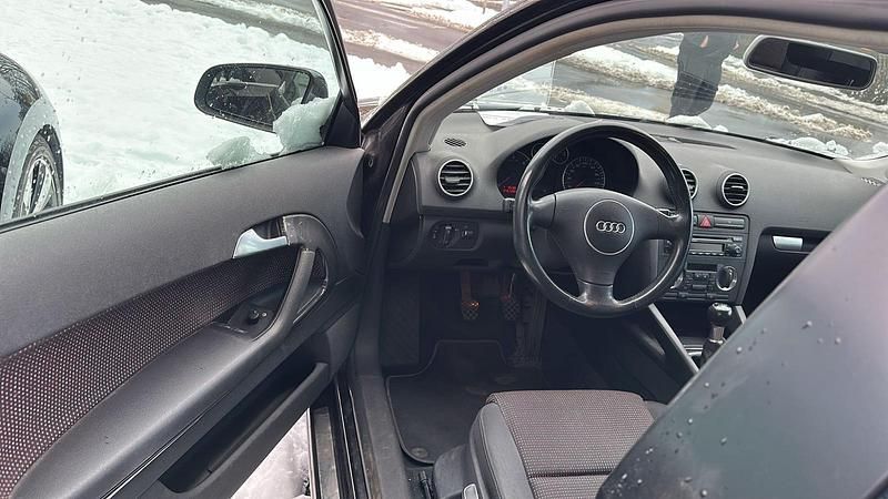 Occasion Audi A3 S-Line 105 ch (77 kW) 2004 Noir Citadine