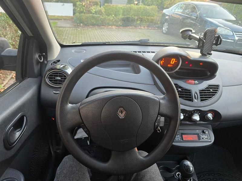 Gebraucht Renault Twingo Liberty 75 PS (55 kW) 2012 Weiß Kleinwagen