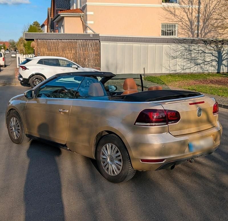 Gebraucht VW Golf 105 PS (77 kW) 2011 Blau Cabrio