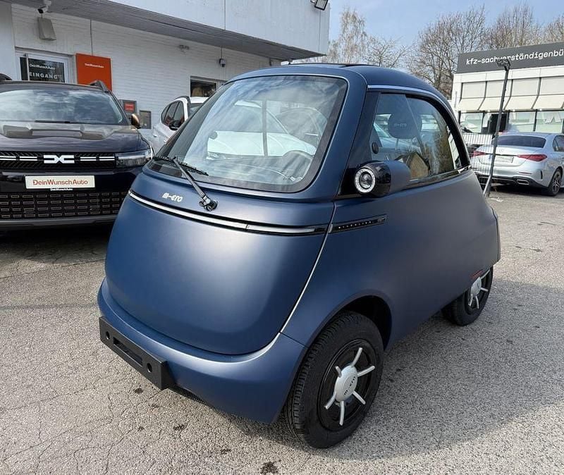 Gebraucht Micro Microlino 13 kW (18 PS) 2024 Blau Kleinwagen
