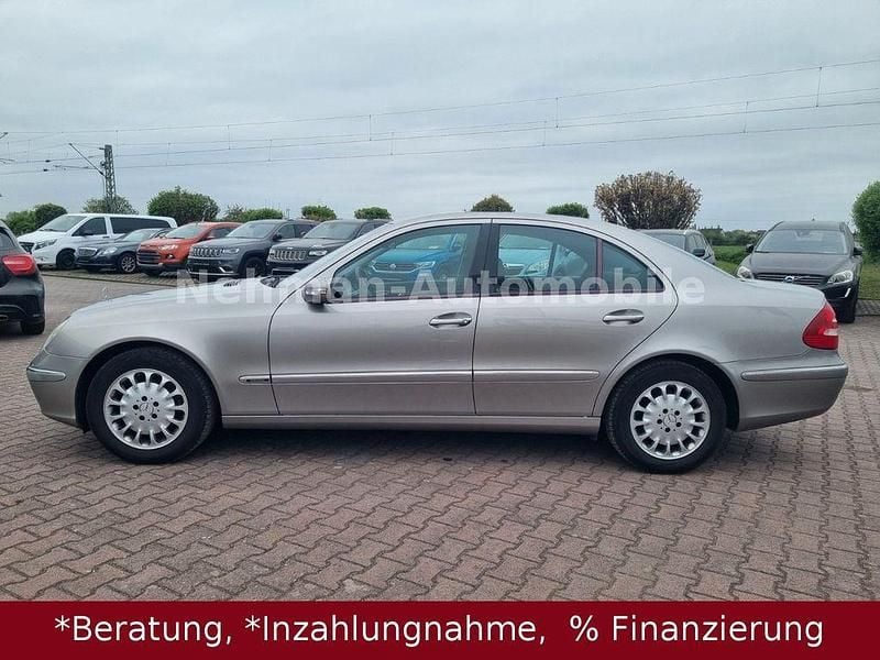 Gebraucht Mercedes E200 163 PS (119 kW) 2004 Silber Limousine