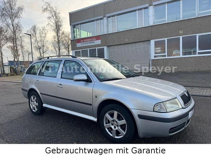 Gebraucht Skoda Octavia Tour 102 PS (75 kW) 2008 Schwarz Kombi