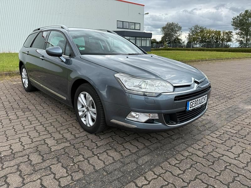 Grau Gebraucht 2013 Citroën C5 Exclusive Kombi | 5.490 € (Fairer Preis) - Bild 1/4