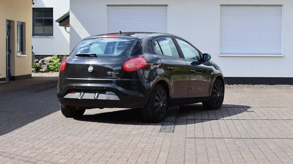 Gebraucht Fiat Bravo Active 90 PS (66 kW) 2008 Schwarz Kleinwagen
