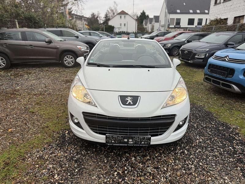 Weiß Gebraucht 2013 Peugeot 207 Active Cabrio | 4.599 € (Guter Preis) - Bild 1/4