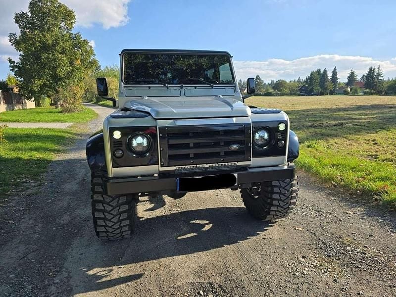 Gebraucht 2006 Land Rover Defender SUV | 108.000 € - Bild 1/4
