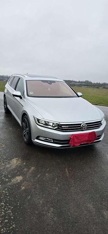 Gebraucht VW Passat Highline 239 PS (175 kW) 2018 Grau Kombi