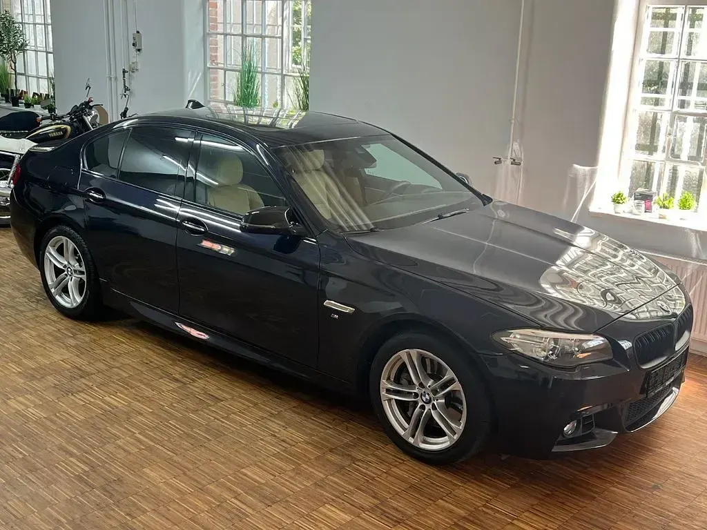 Gebraucht BMW 525 M Sport 218 PS (160 kW) 2016 Schwarz Limousine