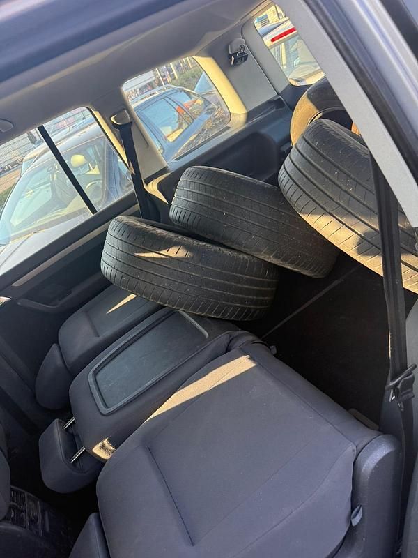 Gebraucht VW Touran 102 PS (75 kW) 2007 Grau Van / Kleinbus