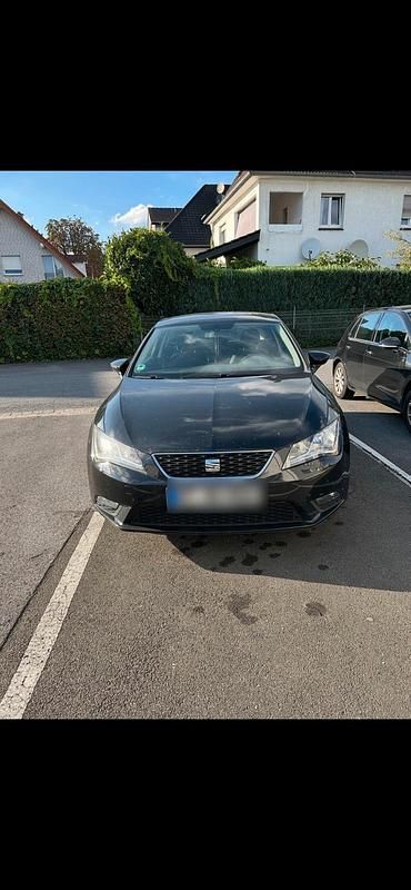 Schwarz Gebraucht 2014 Seat Leon Limousine | 5.500 € (Superpreis) - Bild 1/4