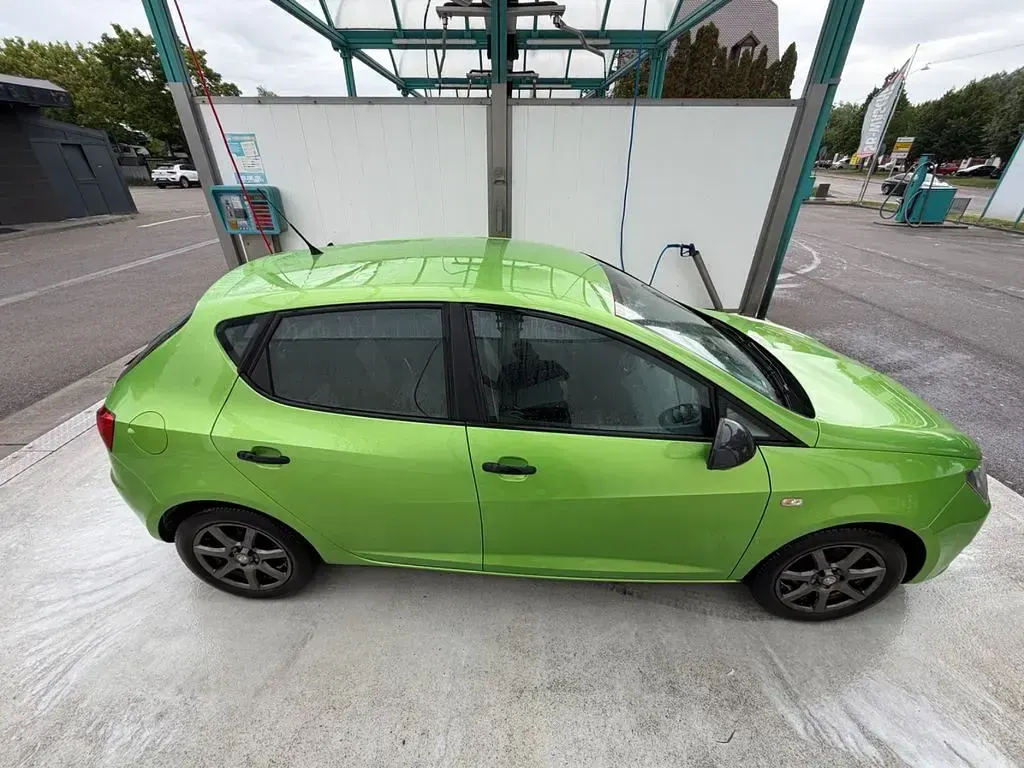 Gebraucht Seat Ibiza Reference 105 PS (77 kW) 2014 Grün Limousine
