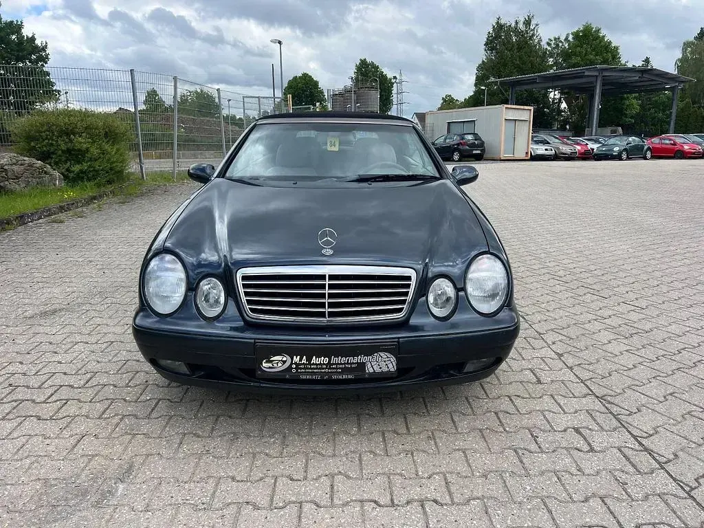 Gebraucht Mercedes CLK200 Elegance 136 PS (100 kW) 1999 Blau Cabrio