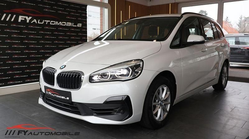 Weiß Gebraucht 2019 BMW 218 Gran Tourer Advantage Van / Kleinbus | 13.890 € (Guter Preis) - Bild 1/4
