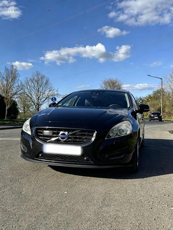 Gebraucht Volvo S60 163 PS (119 kW) 2011 Schwarz Limousine