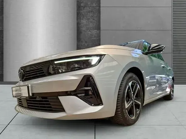 Gebraucht Opel Astra 131 PS (96 kW) 2024 Grau Kleinwagen