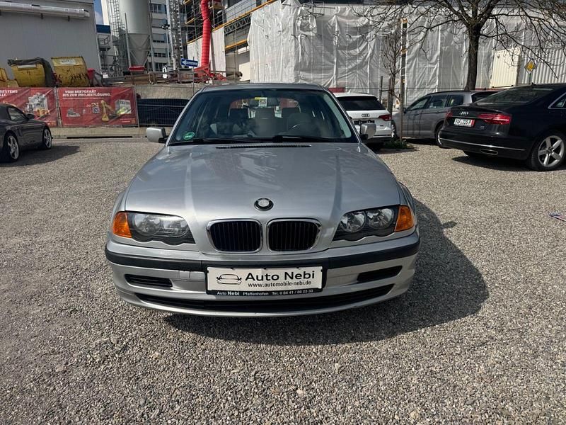 Gebraucht BMW 318 118 PS (86 kW) 2001 Silber Kombi