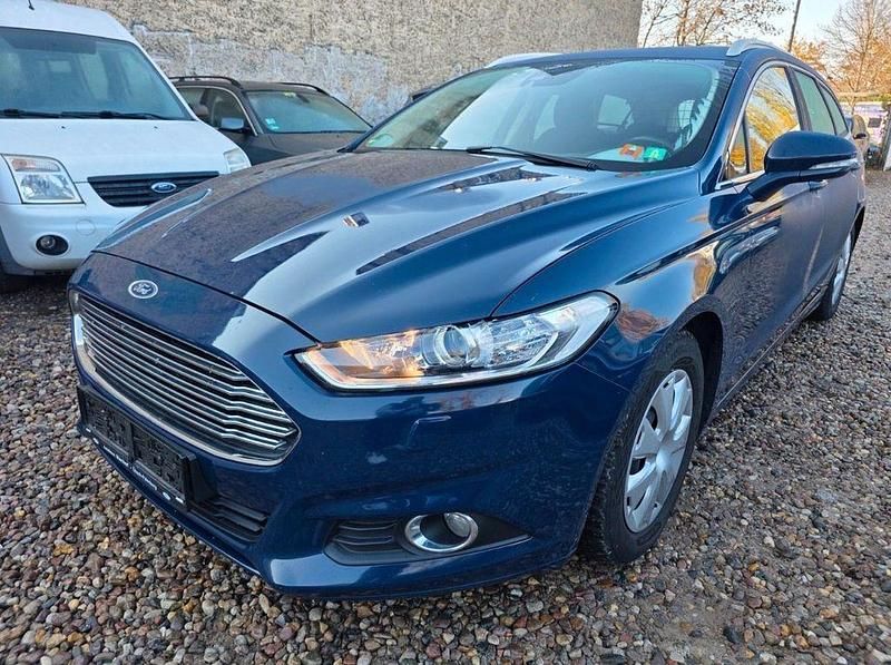 Blau Gebraucht 2017 Ford Mondeo Trend Limousine | 6.800 € (Guter Preis) - Bild 1/4