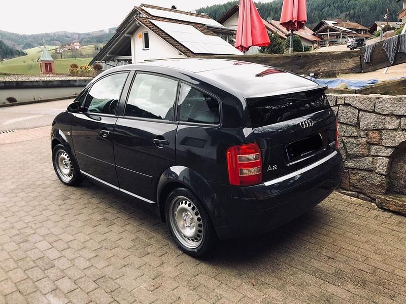 Gebraucht Audi A2 110 PS (80 kW) 2002 Schwarz Kleinwagen
