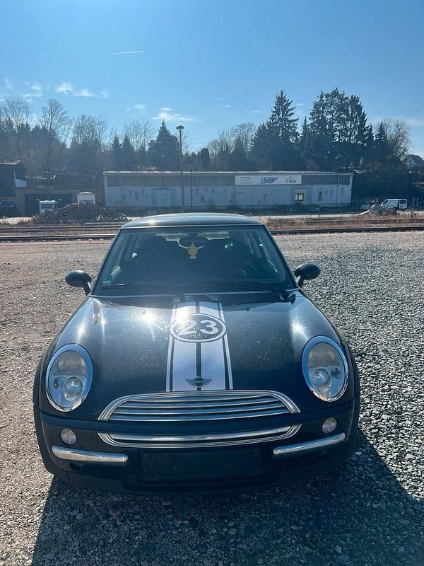 Second-hand Mini Cooper 90 CP (66 kW) 2004 Negru Hatchback