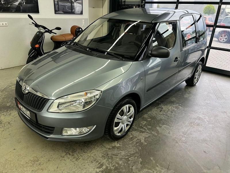 Grau Gebraucht 2013 Skoda Roomster Plus Edition Kombi | 4.999 € (Guter Preis) - Bild 1/3
