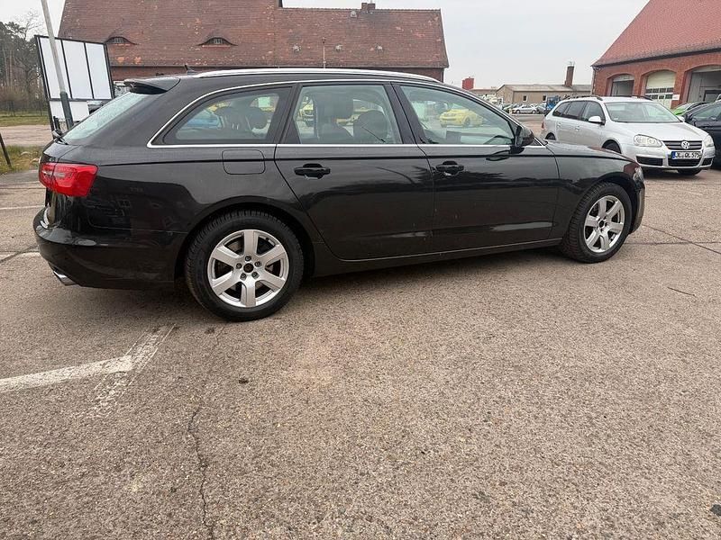 Gebraucht Audi A6 245 PS (180 kW) 2013 Schwarz Kombi