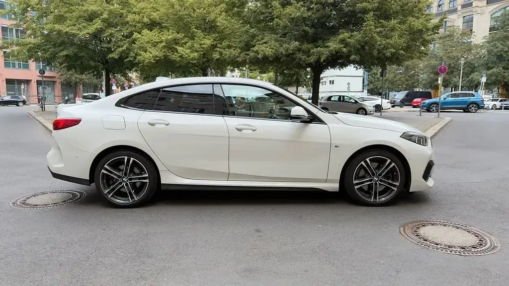Gebraucht BMW 220 Gran Coupé M Sport 190 PS (139 kW) 2021 Weiß Coupé