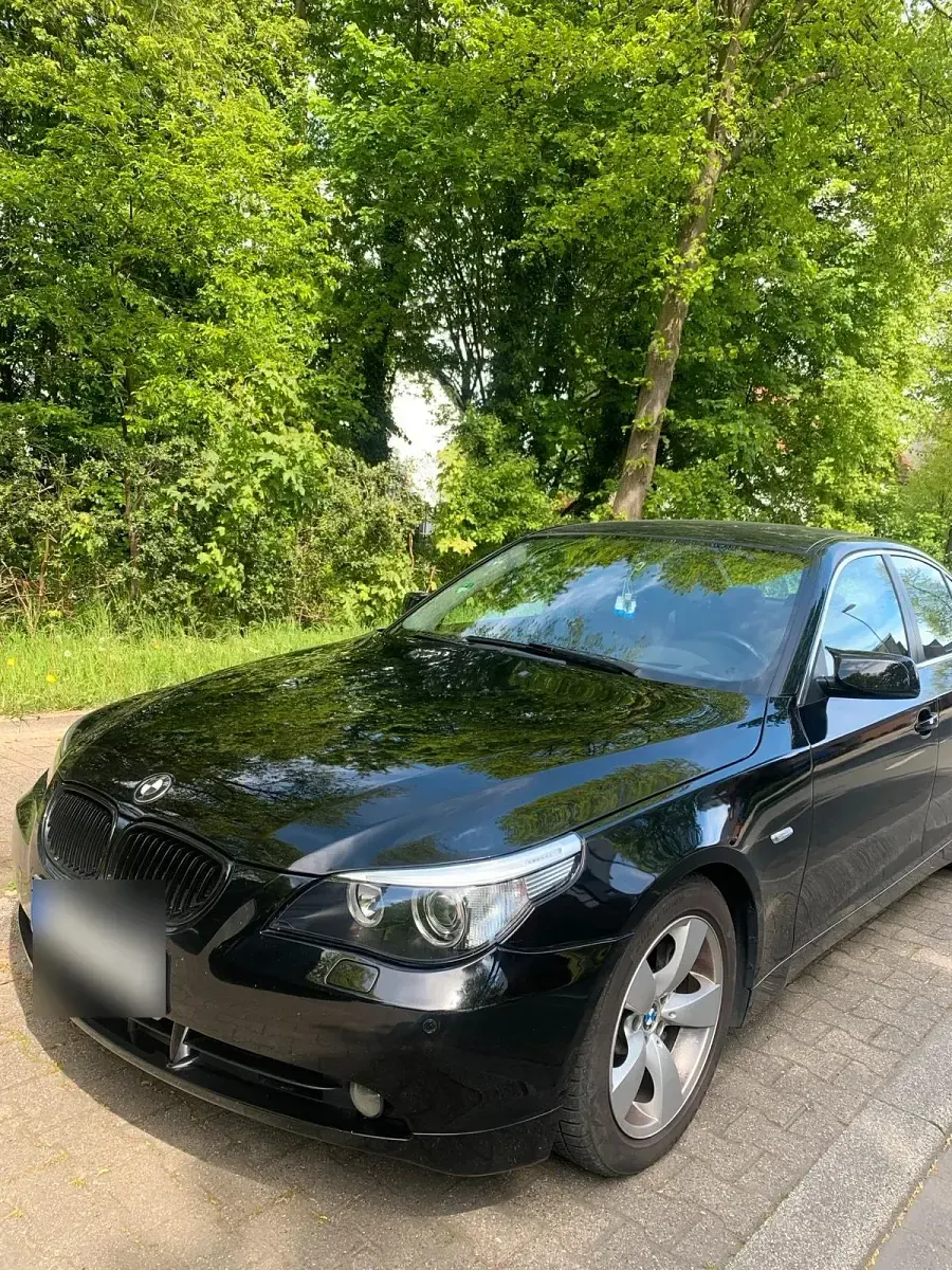 Gebraucht BMW 545 333 PS (244 kW) 2004 Schwarz Limousine