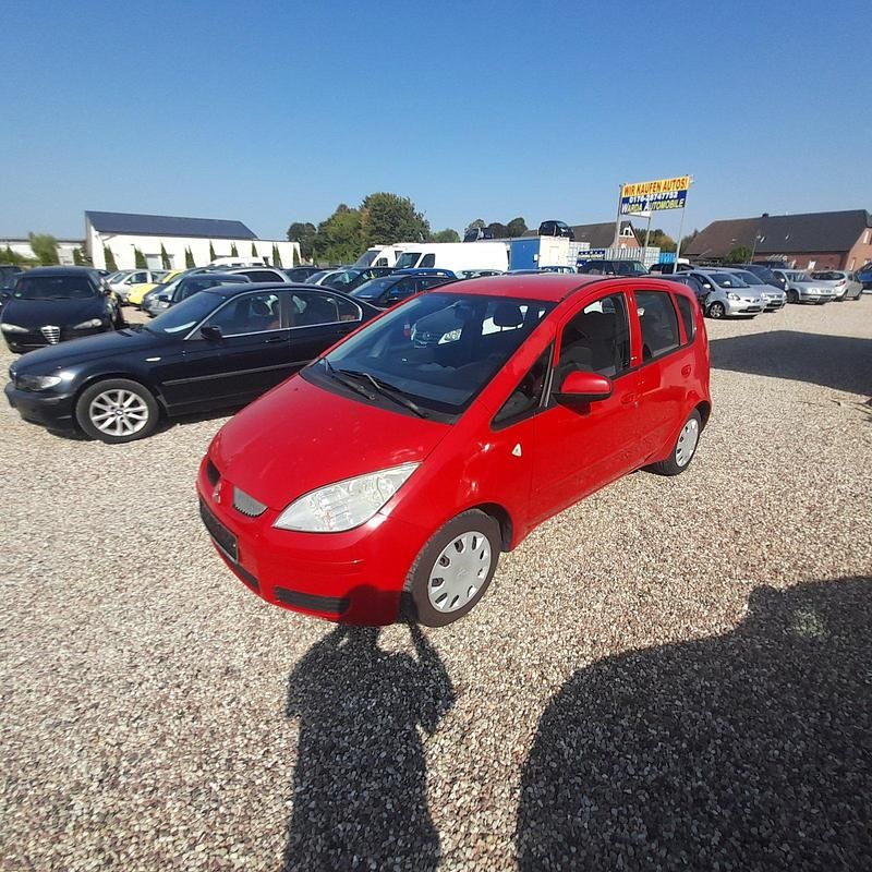 Gebraucht Mitsubishi Colt 95 PS (69 kW) 2009 Rot Kombi