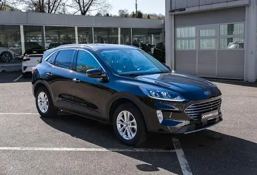 Gebraucht Ford Kuga Titanium 224 PS (164 kW) 2022 Schwarz SUV