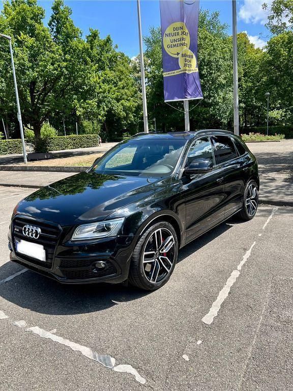 Schwarz Gebraucht 2017 Audi SQ5 Competition SUV | 32.800 € (Teuer) - Bild 1/4