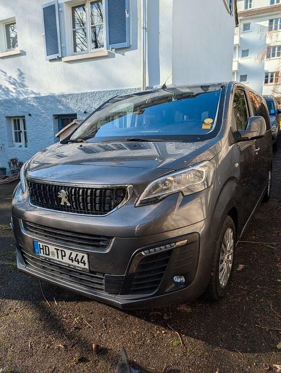 Gebraucht Peugeot Traveller Active 120 PS (88 kW) 2019 Grau Van / Kleinbus