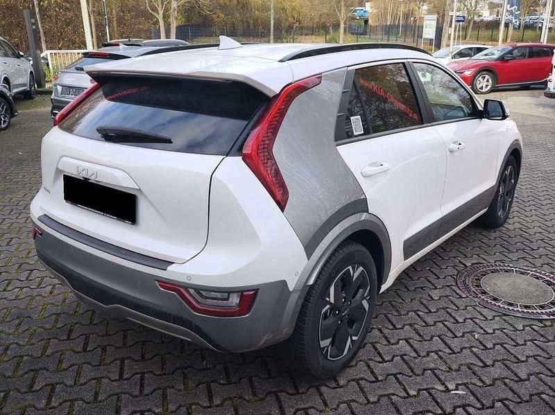 Gebraucht Kia e-Niro Inspiration 150 kW (204 PS) 2022 Weiß SUV