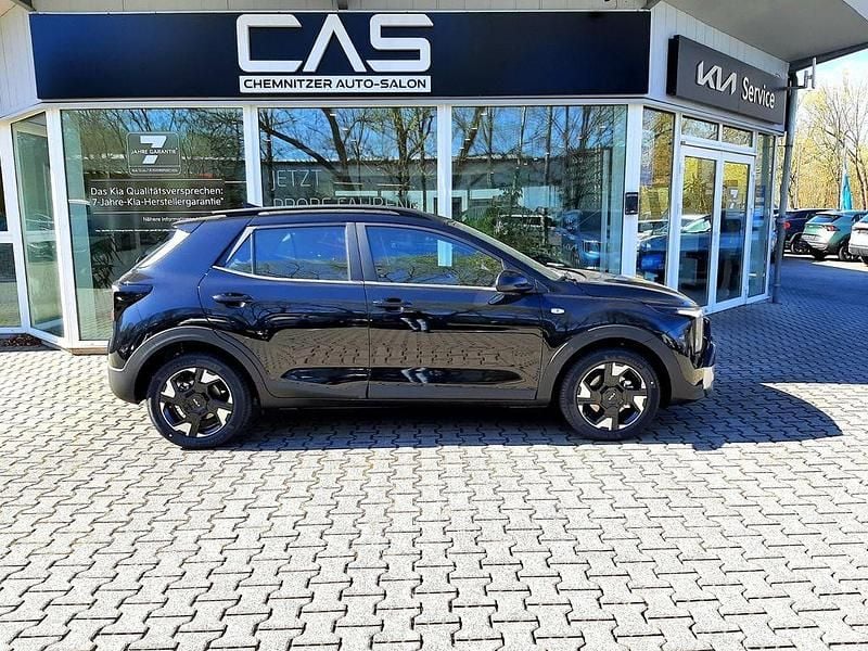 Neu Kia Stonic 101 PS (74 kW) 2026 Schwarz SUV