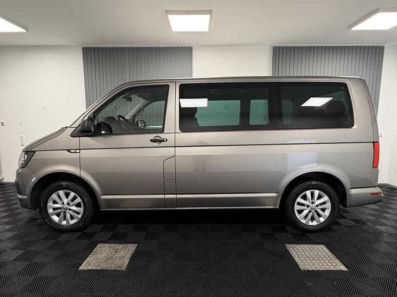 Gebraucht VW T6 2018 Beige Van