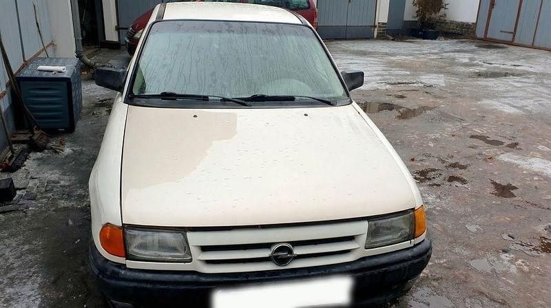 Gebraucht Opel Astra 68 PS (50 kW) 1993 Weiß Kombi