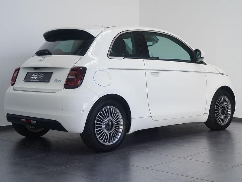 Gebraucht Fiat 500e 86 kW (118 PS) 2023 Weiß Kleinwagen