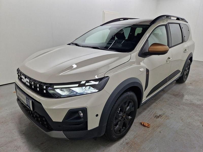 Sandstone Neu 2025 Dacia Jogger Extreme Van / Kleinbus | 29.829 € (Teuer) - Bild 1/4