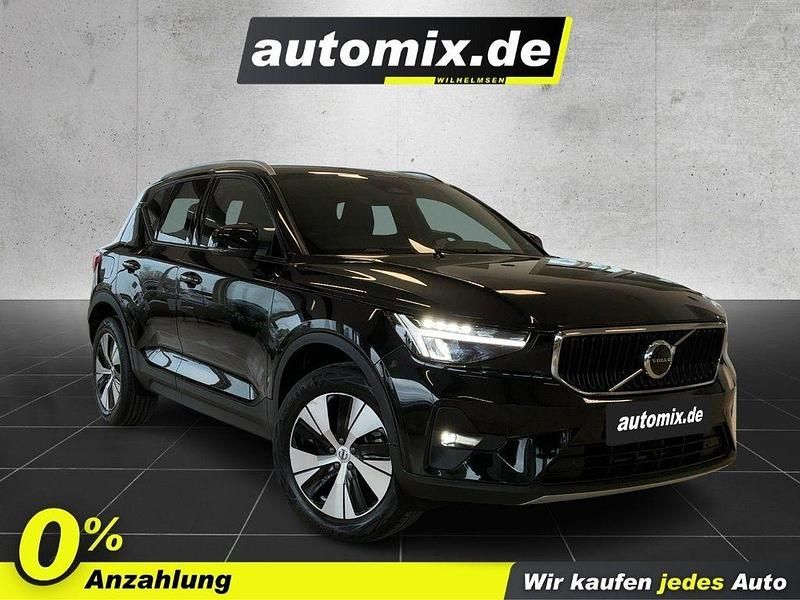 Gebraucht Volvo XC40 Core 163 PS (119 kW) 2023 Onyx black / SUV