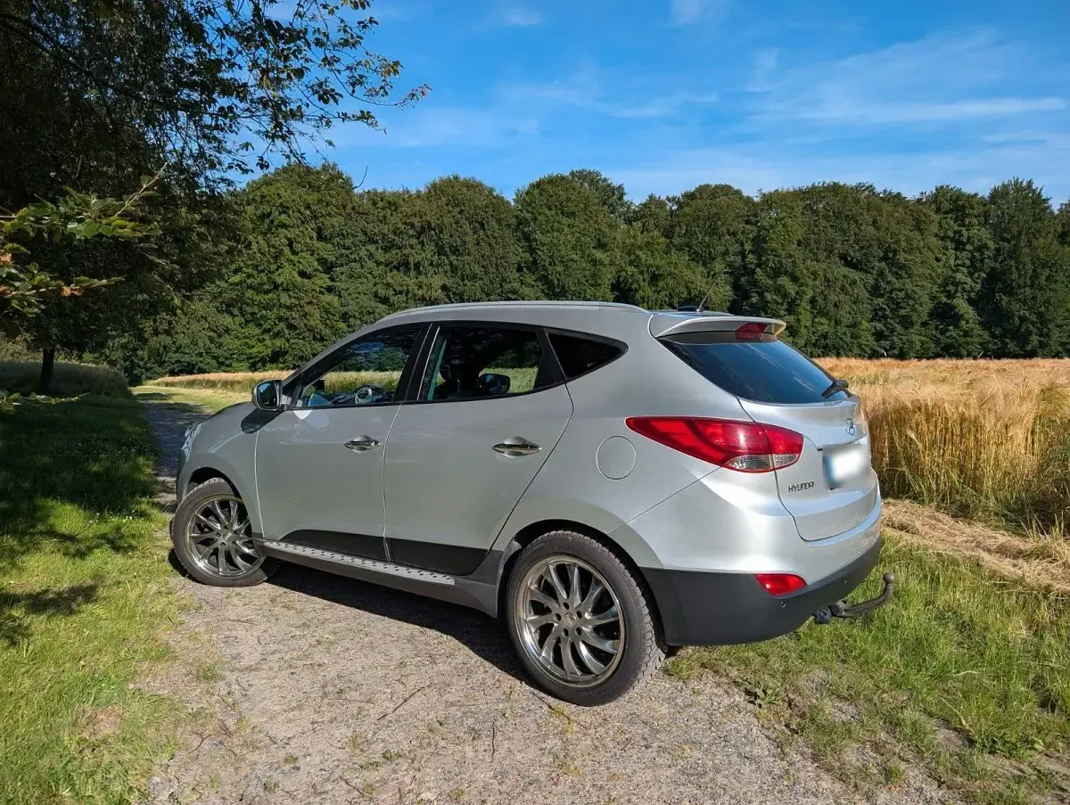 Gebraucht Hyundai ix35 136 PS (100 kW) 2013 Silber SUV