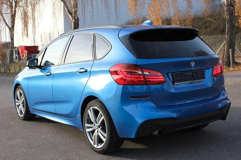 Gebraucht BMW 220 Active Tourer Performance 192 PS (141 kW) 2016 Blau Van / Kleinbus