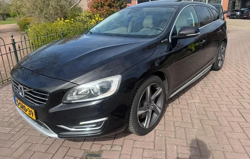 Gebraucht Volvo V60 283 PS (208 kW) 2013 Schwarz Kombi