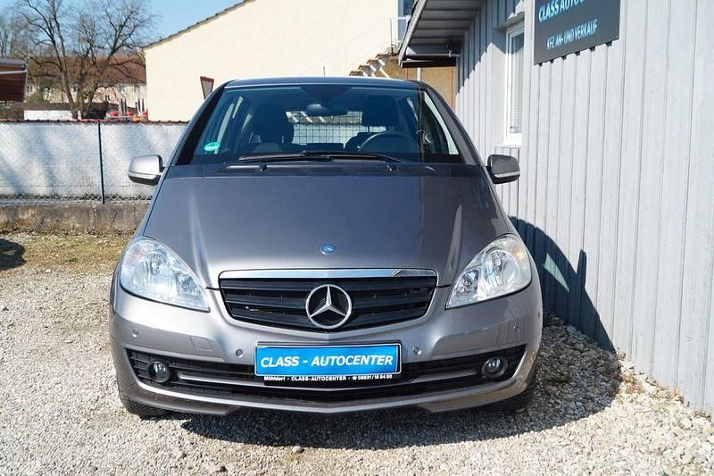 Gebraucht Mercedes A150 95 PS (69 kW) 2008 Grau Limousine