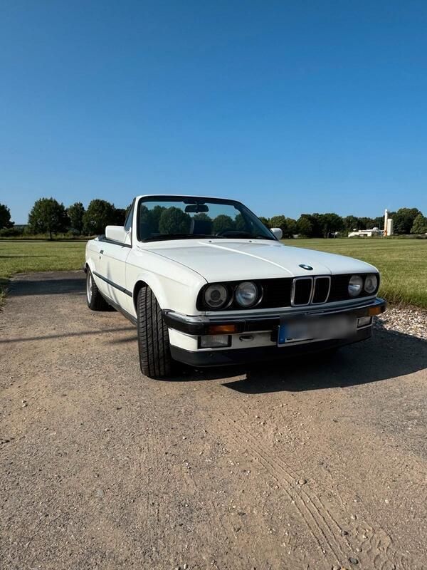 Weiß Gebraucht 1990 BMW 320 Cabriolet Cabrio | 10.200 € - Bild 1/4