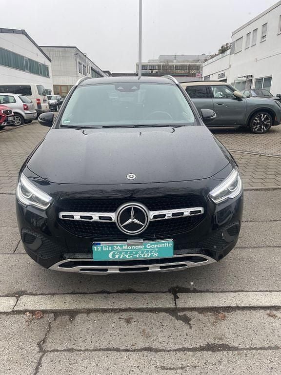 Gebraucht Mercedes GLA220 190 PS (139 kW) 2022 Schwarz SUV
