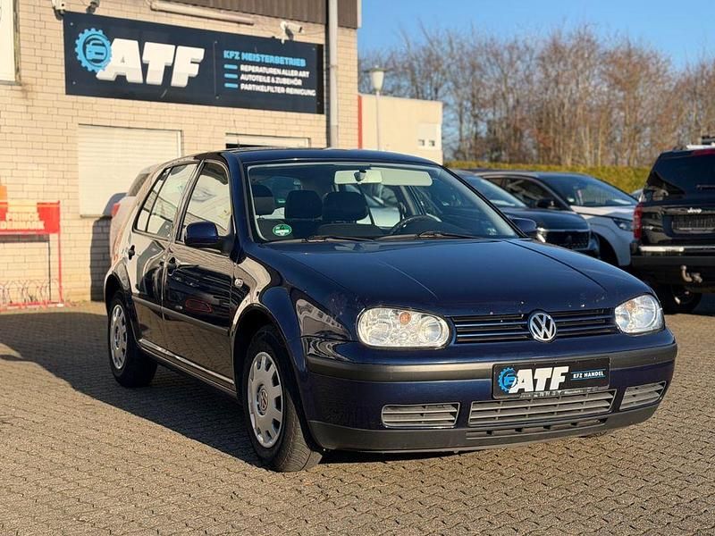 Gebraucht VW Golf IV Edition 75 PS (55 kW) 2001 Blau Limousine